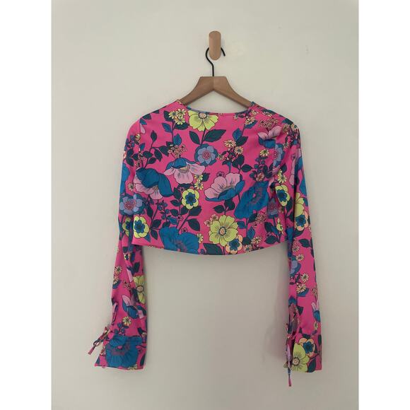 Zara Satin Floral Crop Top XS Flyaway Tie Front Bell Sleeve Pink - Picture 9 of 11